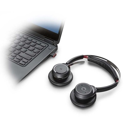 Voyager Focus UC with Laptop